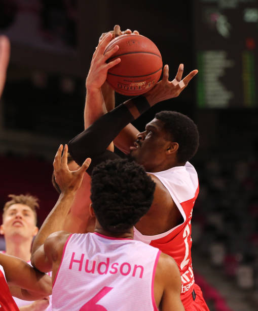 榜上保持着 榜上保持着