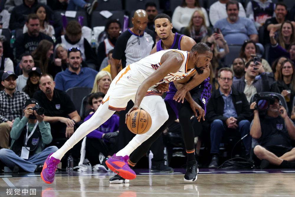 年轻的明星 年轻的明星